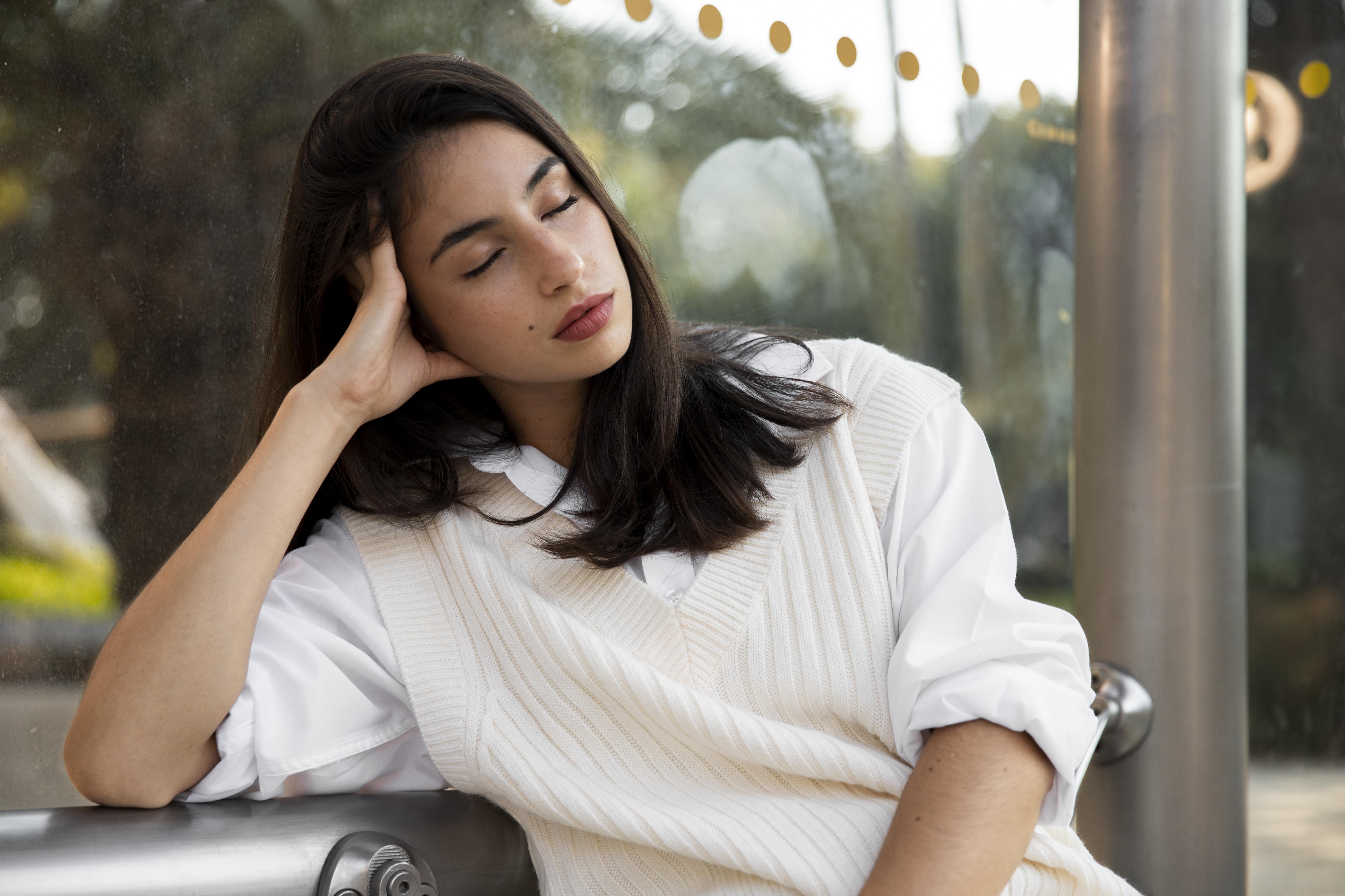 assisted reproductive technology, high follicular cortisol concentrations,stress measured, psychological and hormonal changes, and physiological and psychological stress, acute stress negatively affect ivf outcomes